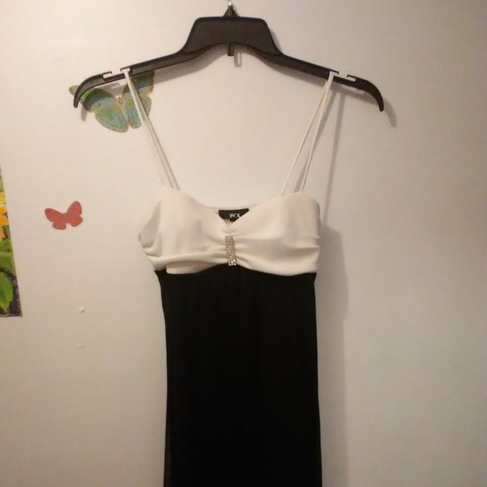 BCX Women's Medium Halter MIni Bubble Hem Black/Wh